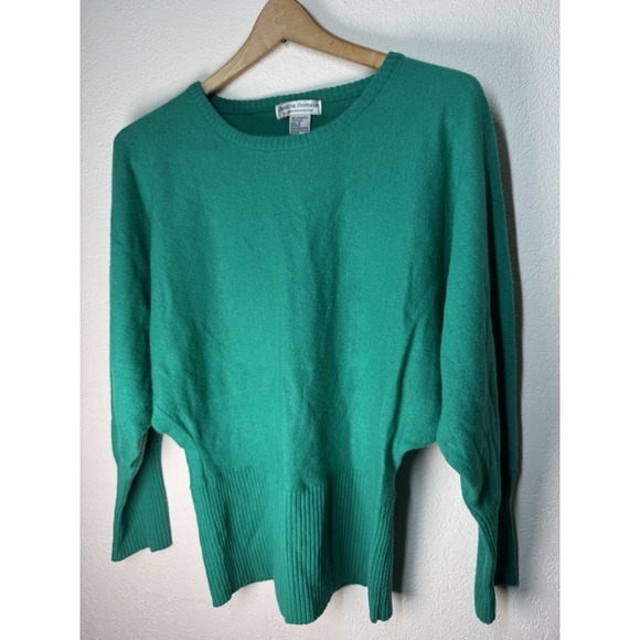 Sweaters - Christine Thomson Women's Green LambsWool Sweater Small Hong Kong Vintage Knit